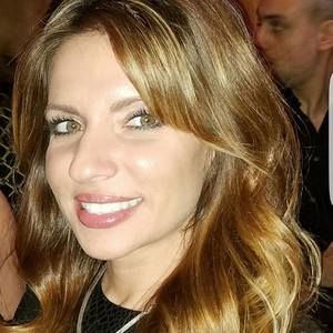 Meet your Posher, Lia